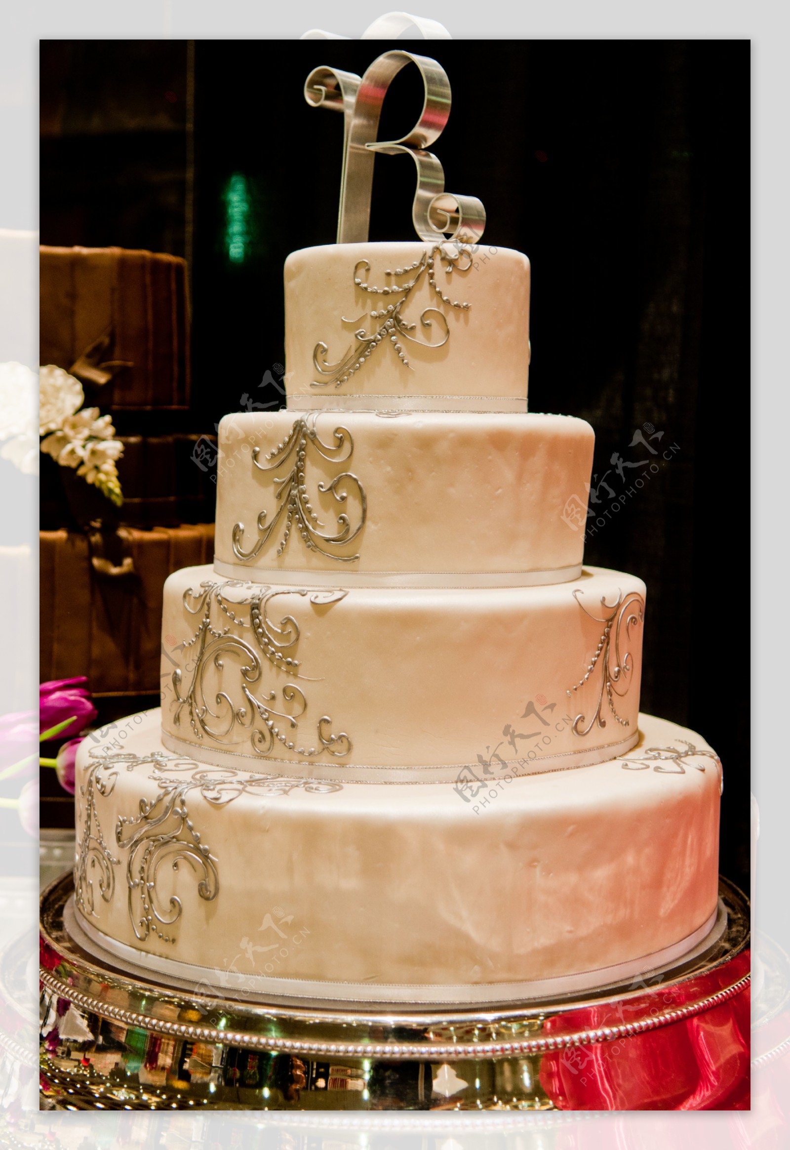【婚礼蛋糕】浪漫婚礼蛋糕,结婚蛋糕,结婚纪念日蛋糕_PClady百科_太平洋时尚网