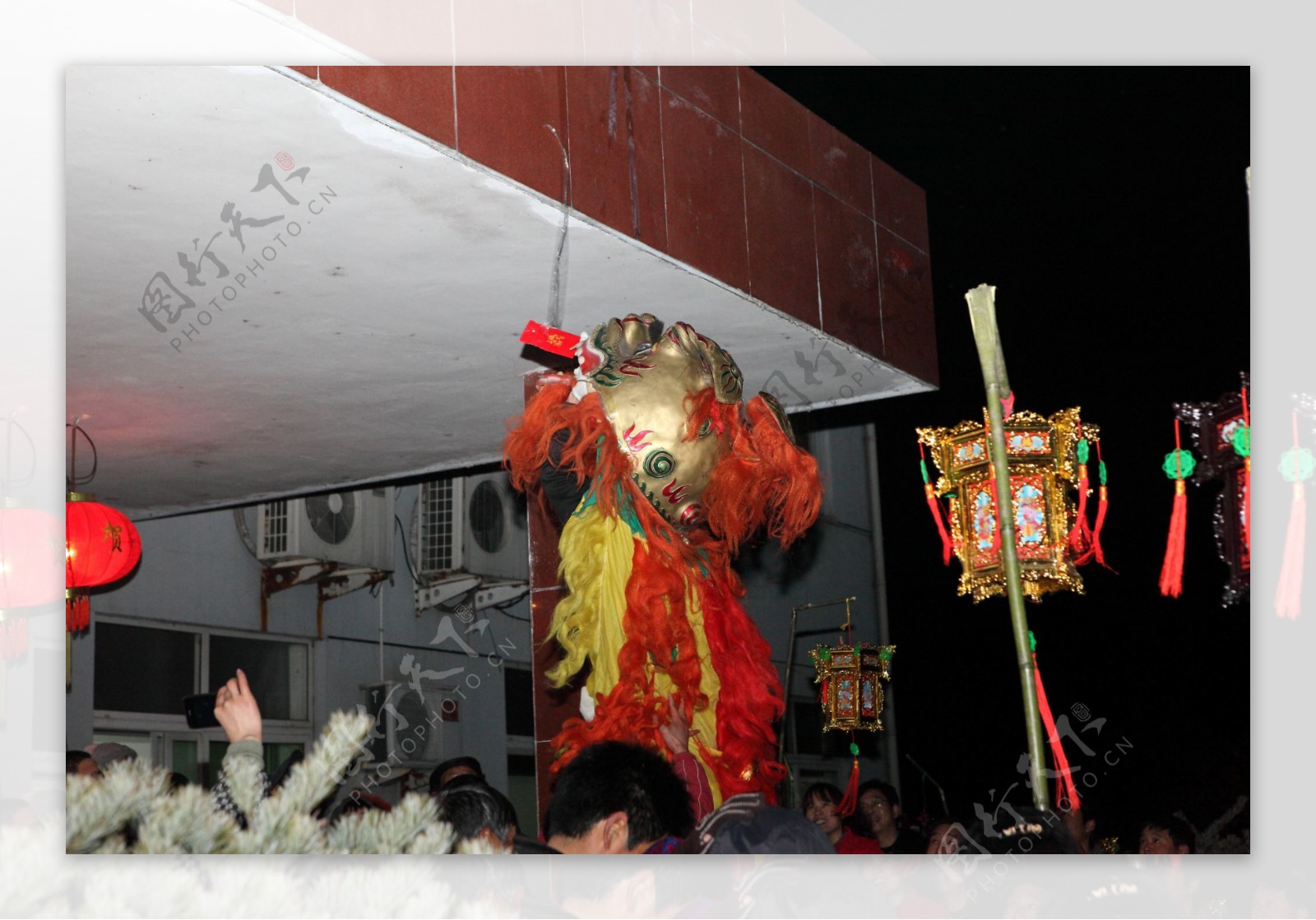舞龙舞狮节日气氛图片