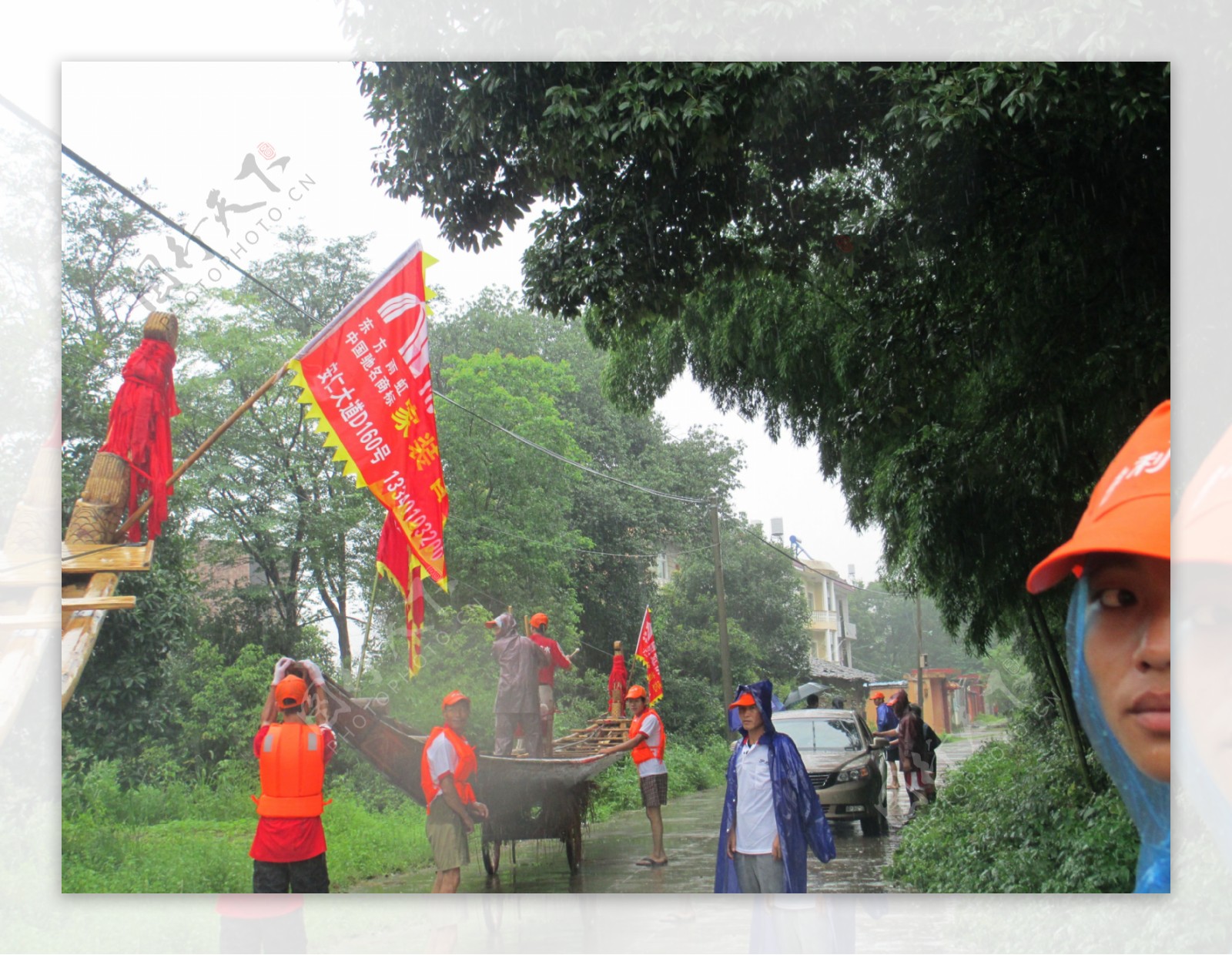 雨虹防水龙舟赛图片