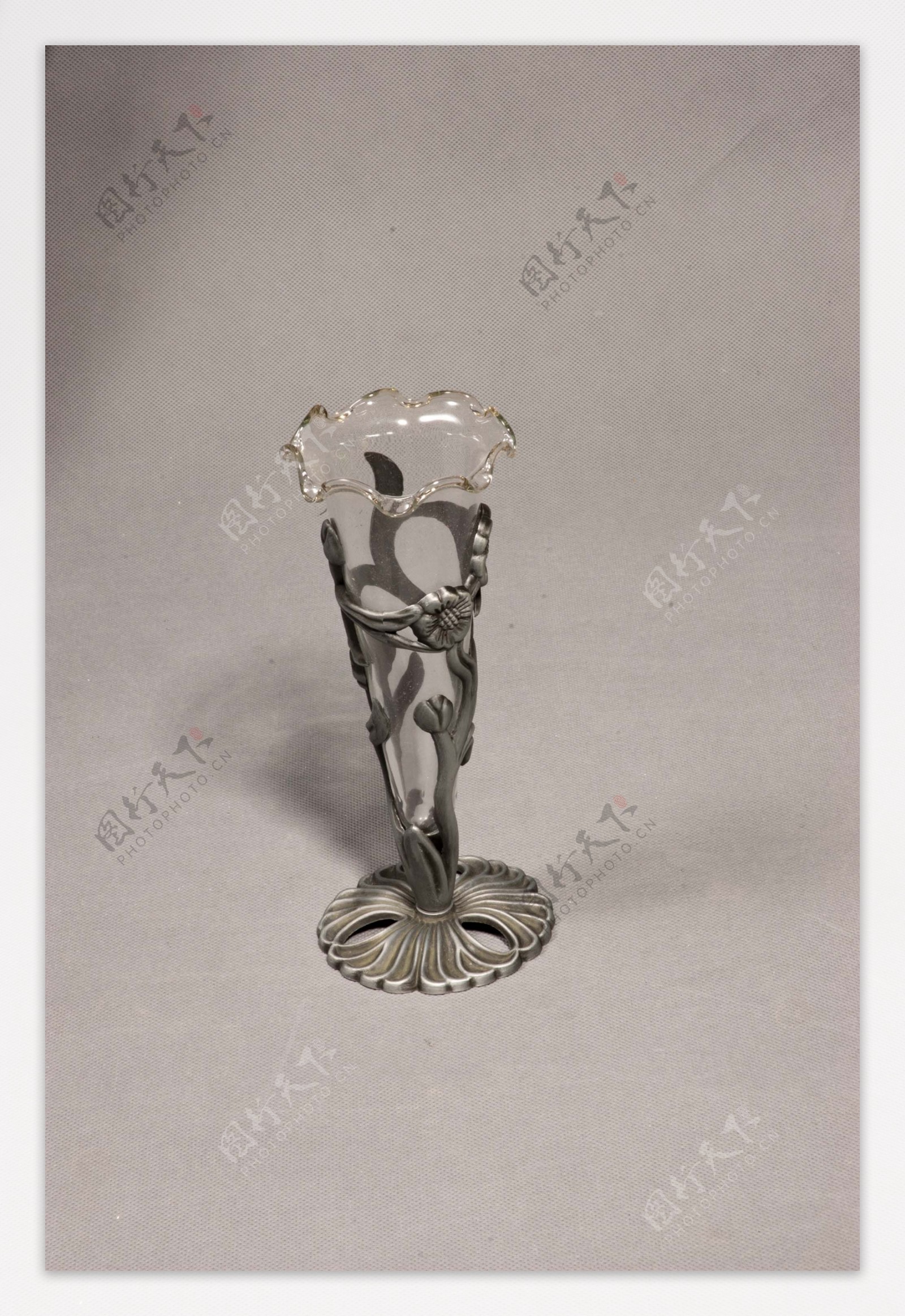 欧式铁艺玻璃花瓶图片