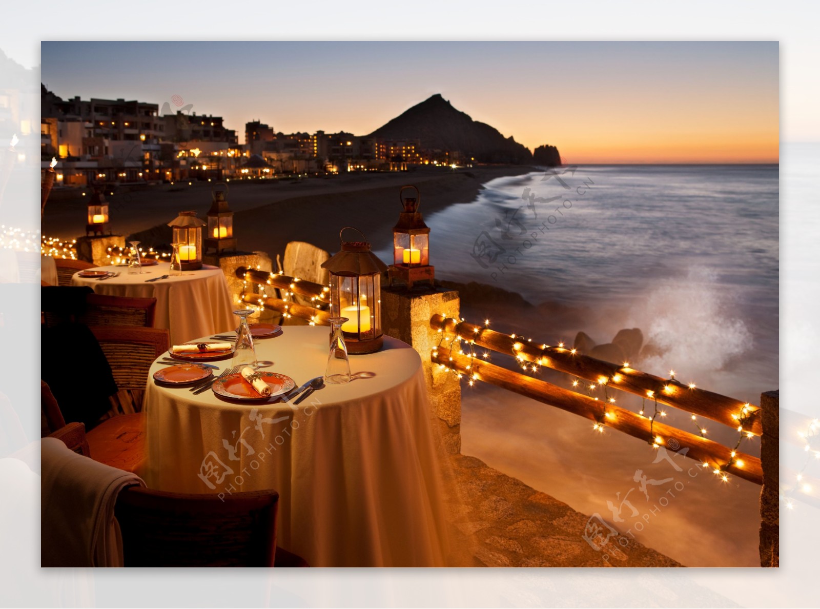 海边晚宴图片