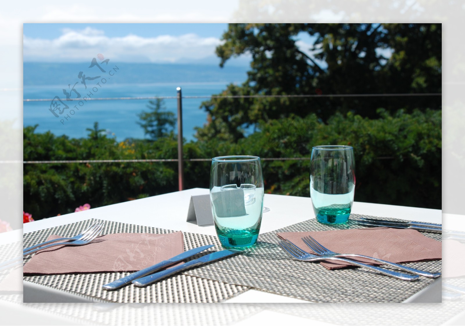 日内瓦湖畔餐厅图片