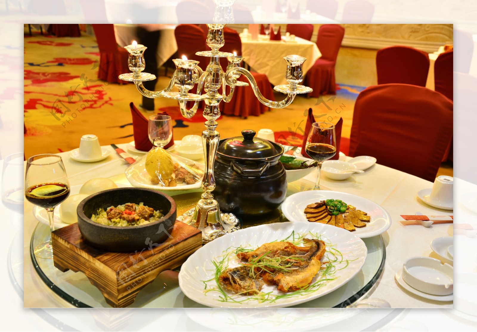 上海新天地朗廷酒店蝉联米其林三星食府唐阁呈献全新零点菜单及套餐