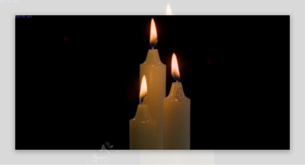 白色蜡烛燃烧视频素材