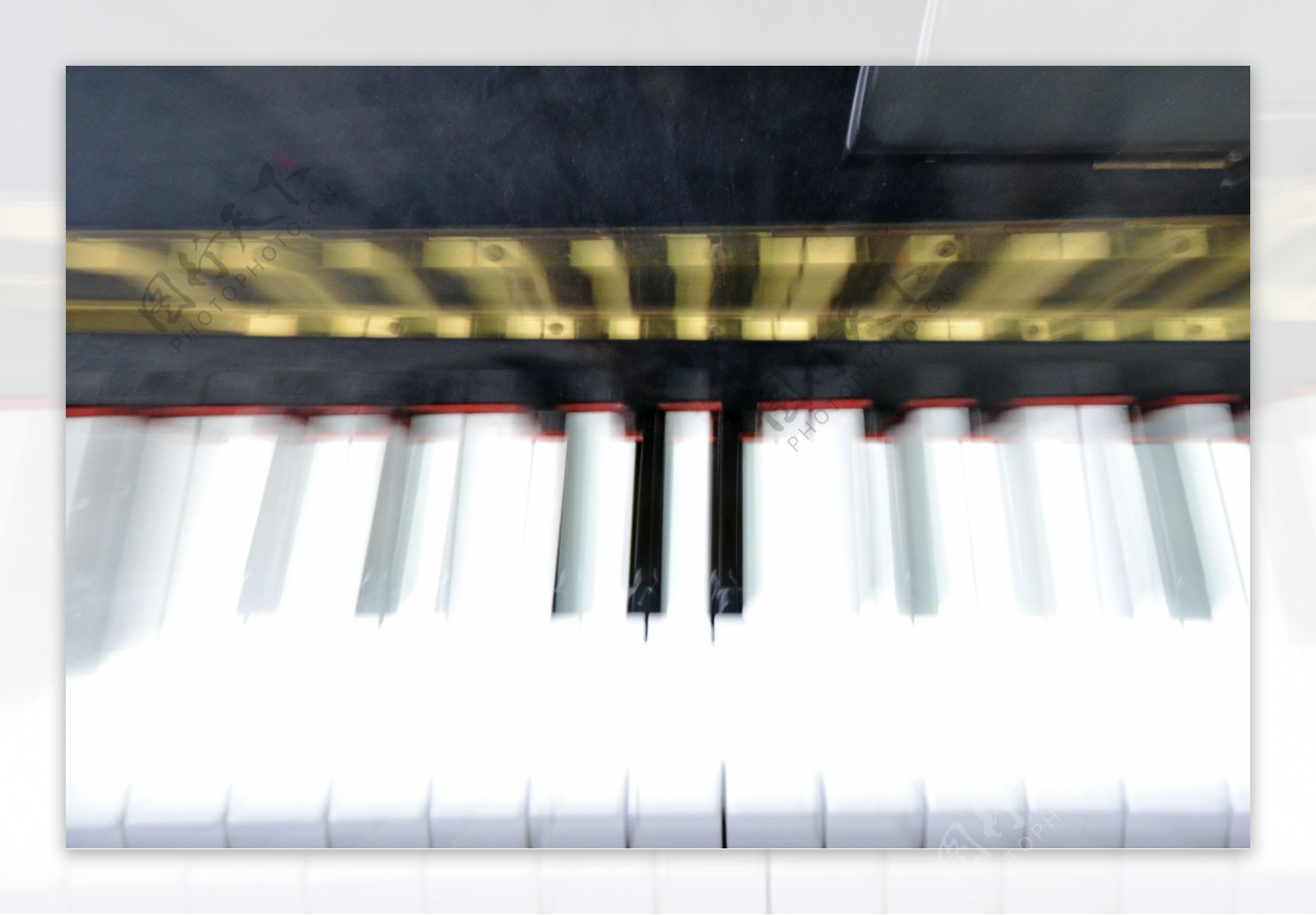 梦幻钢琴键图片