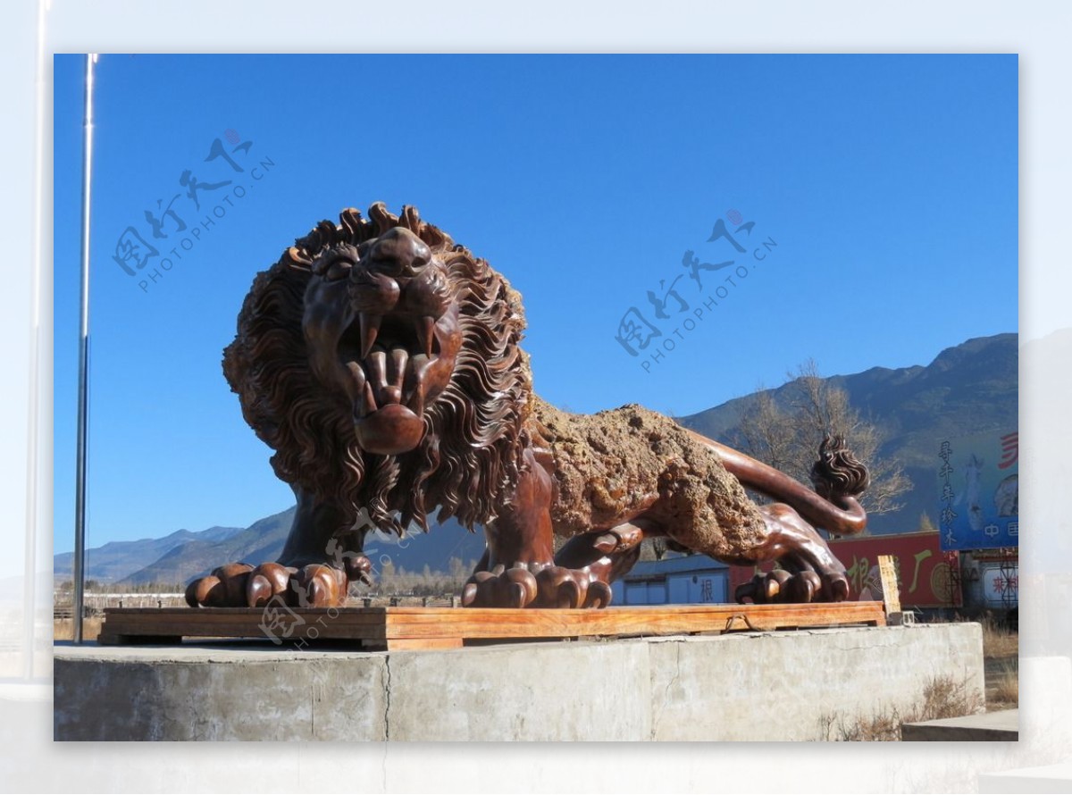 狮子根雕雕塑木雕图片