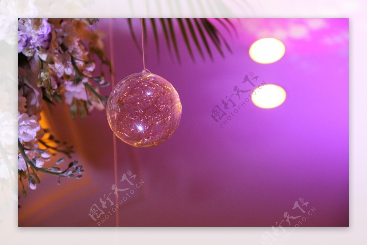 婚礼花树玻璃吊球唯美图片