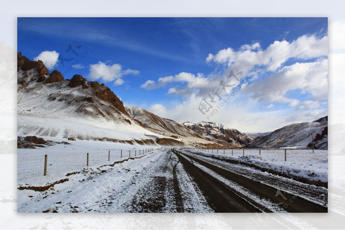 高原雪山图片