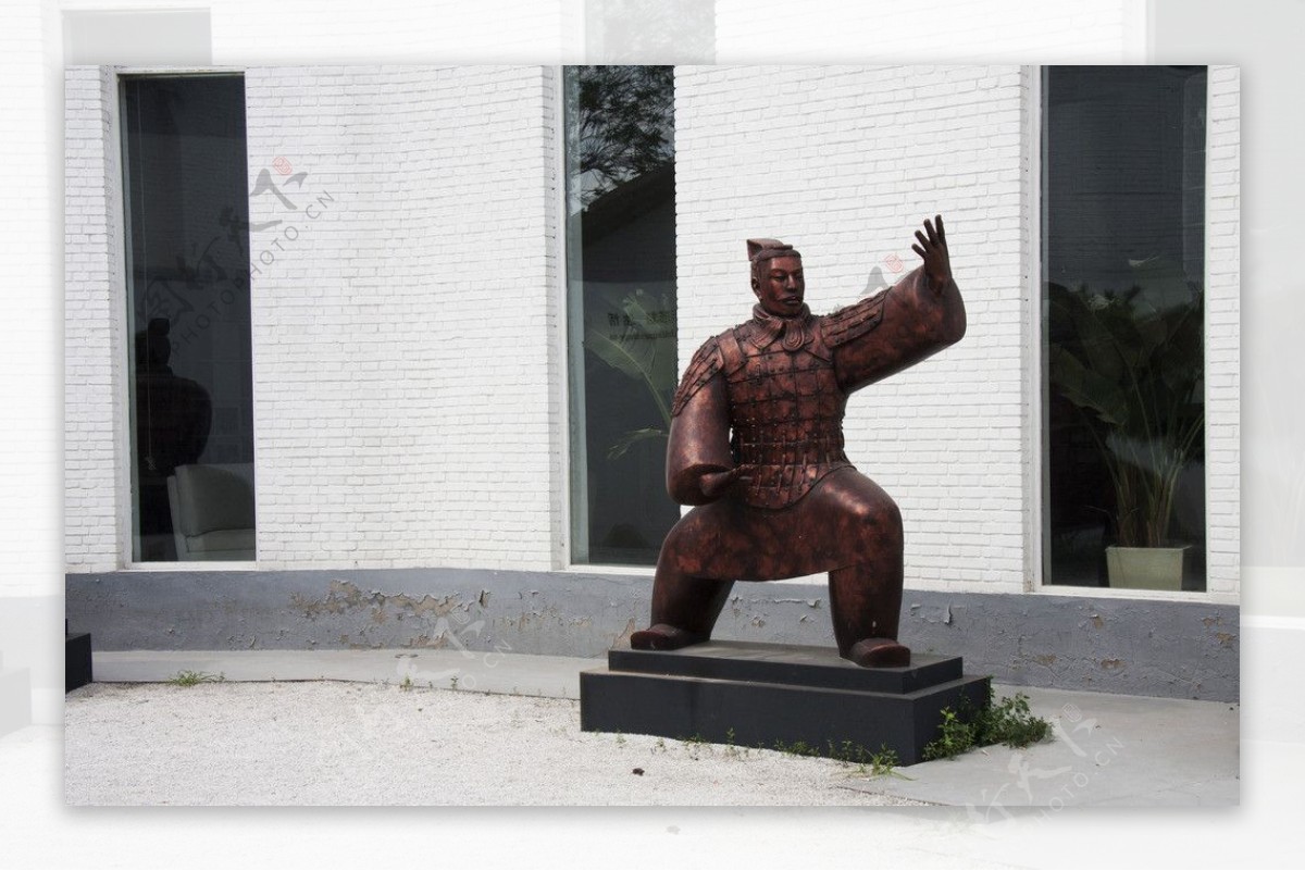 太极拳铜人雕塑图片
