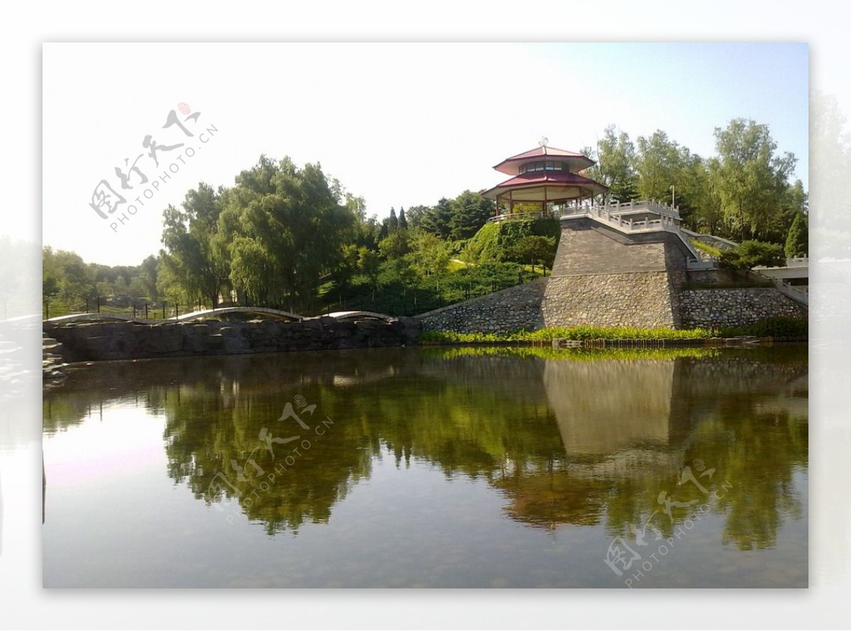 青龙湖的湖水图片