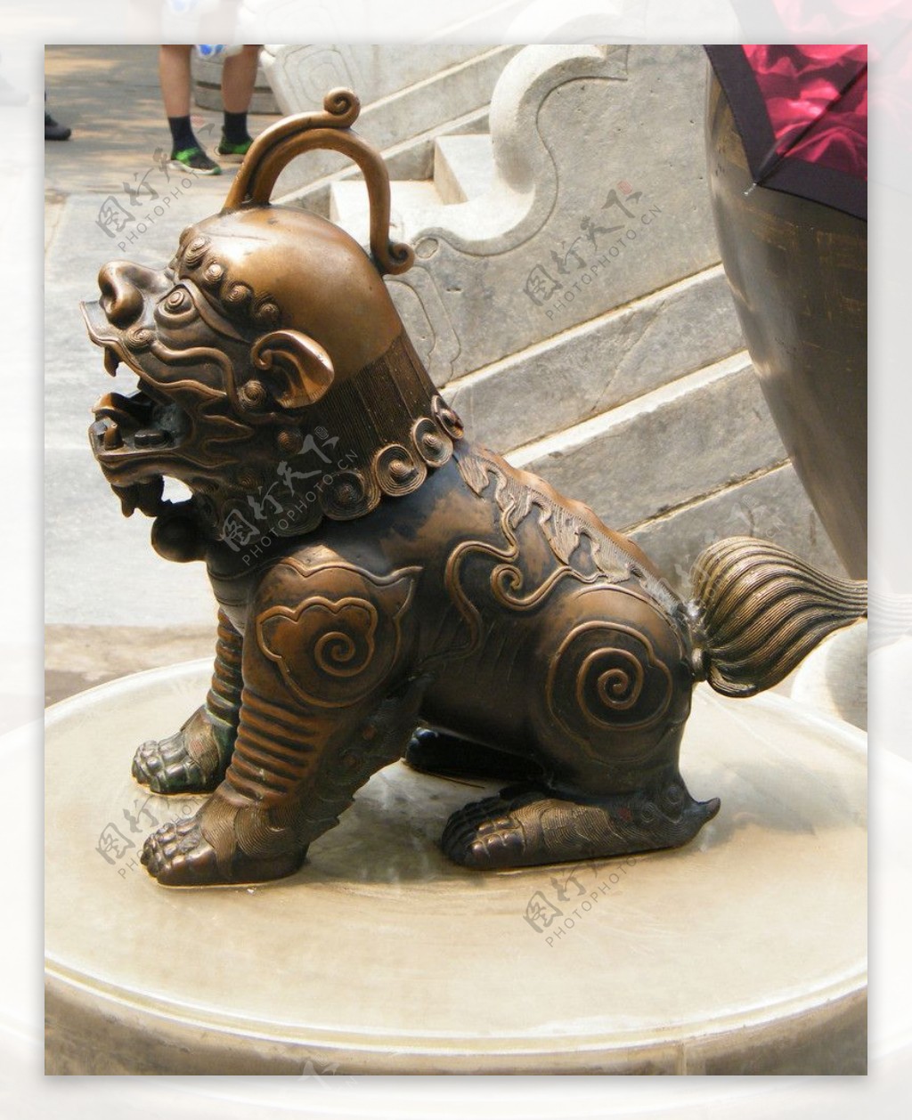 颐和园铜兽图片
