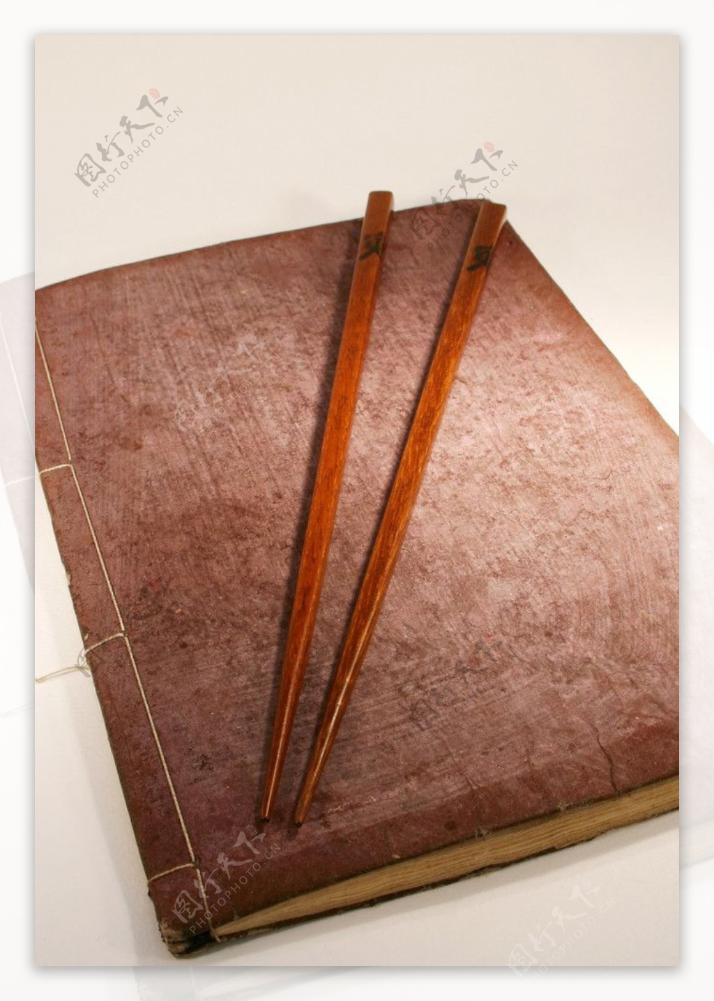 古代书籍筷子图片