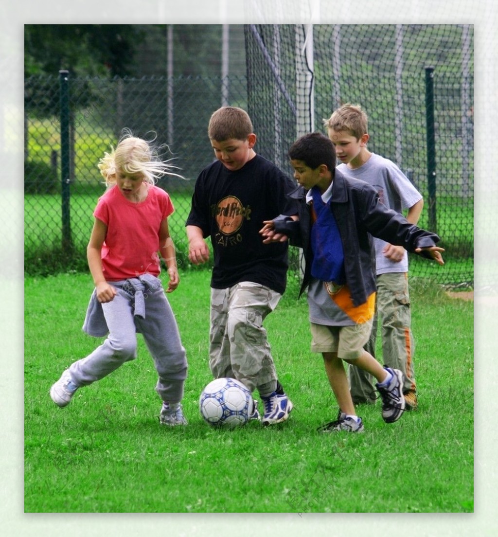 兒童足球图片