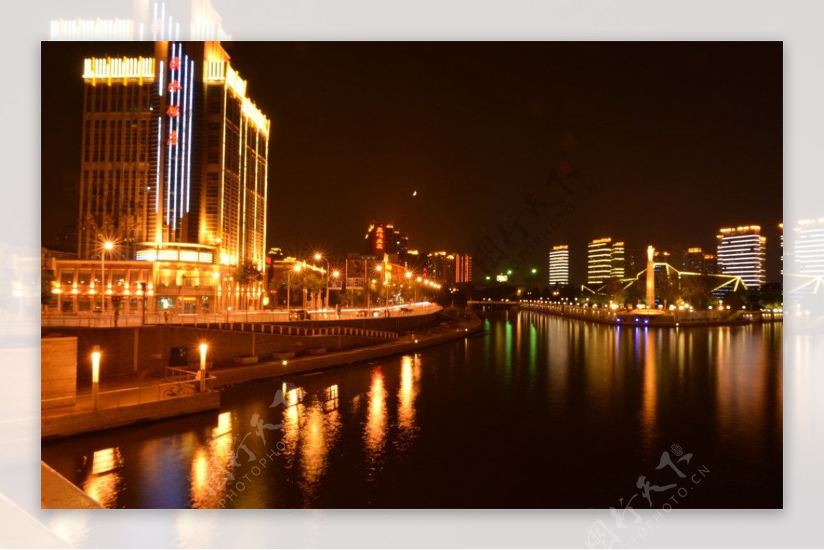 天津海河夜色图片