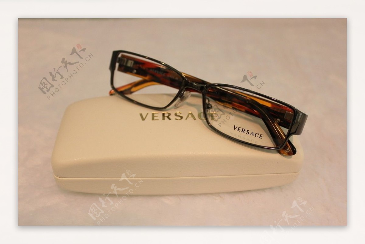 眼镜眼镜架眼镜盒与眼镜架近视眼镜图片