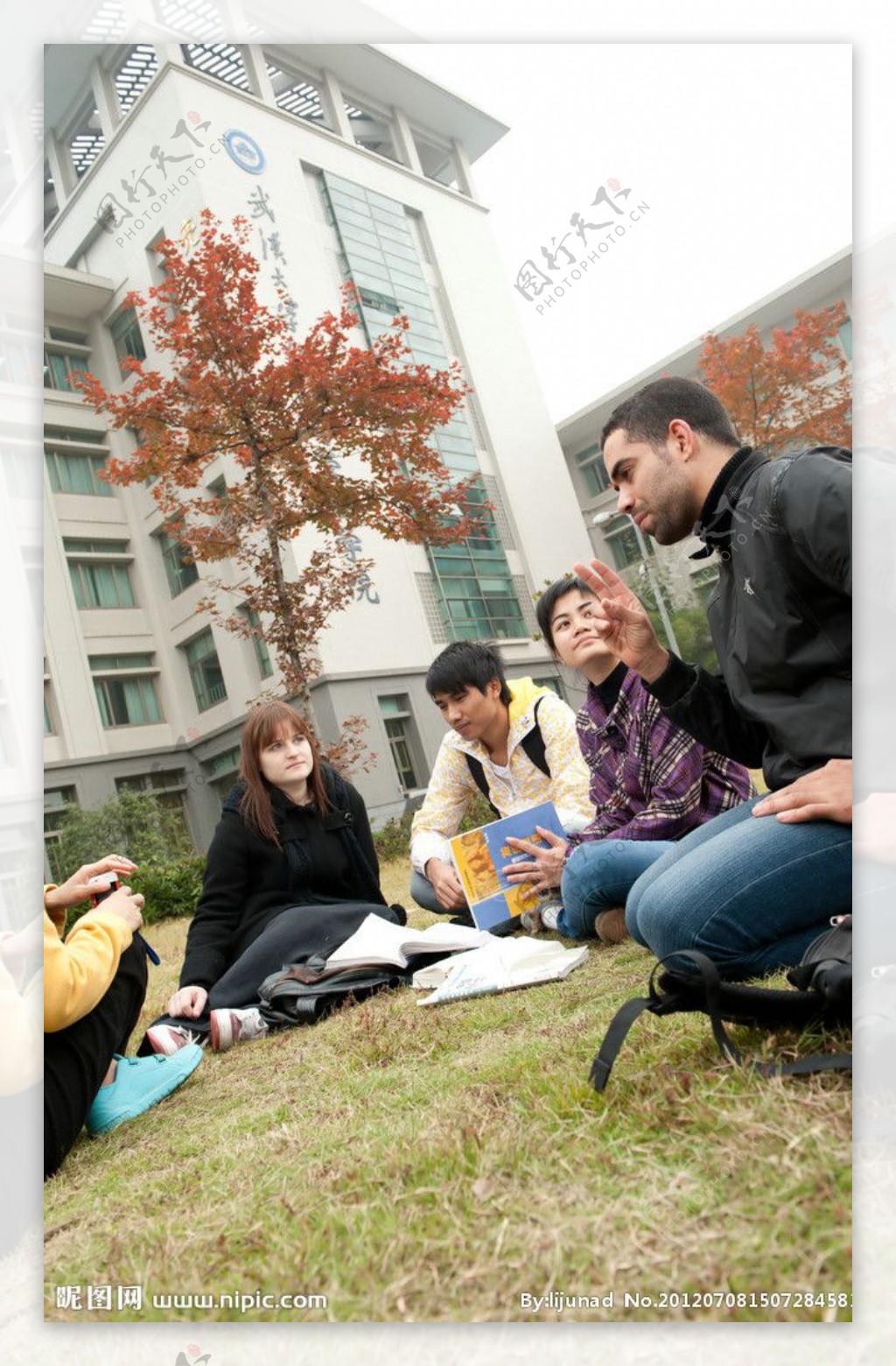 武汉大学留学生图片