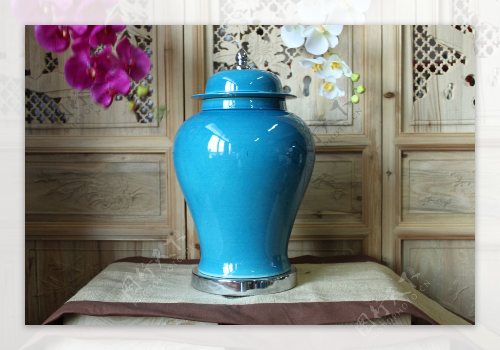 孔雀蓝陶瓷工艺品将军罐图片