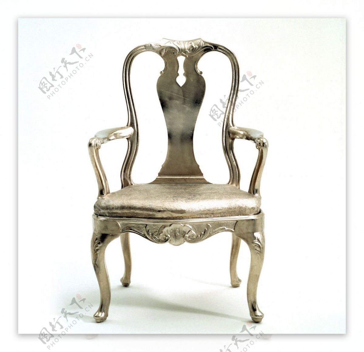 金属质感椅子图片
