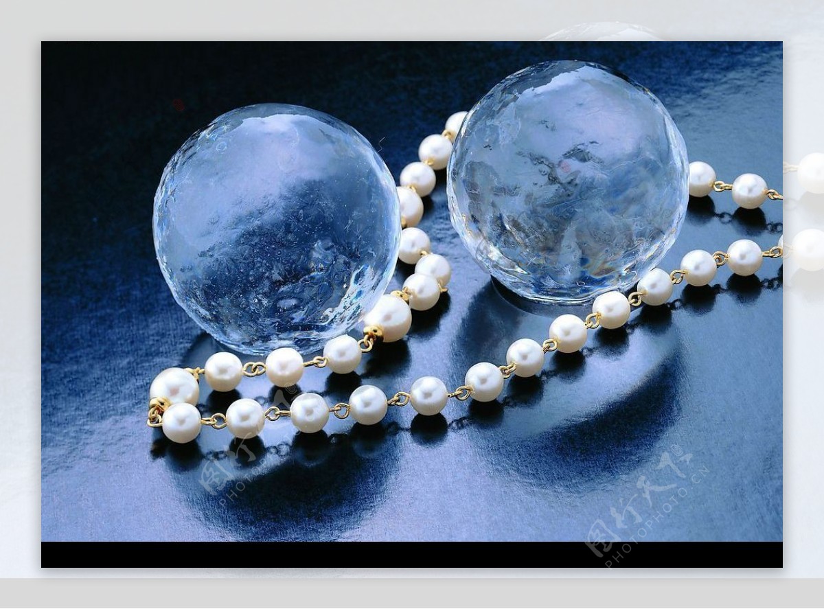 珠光宝气之珍珠项链图片