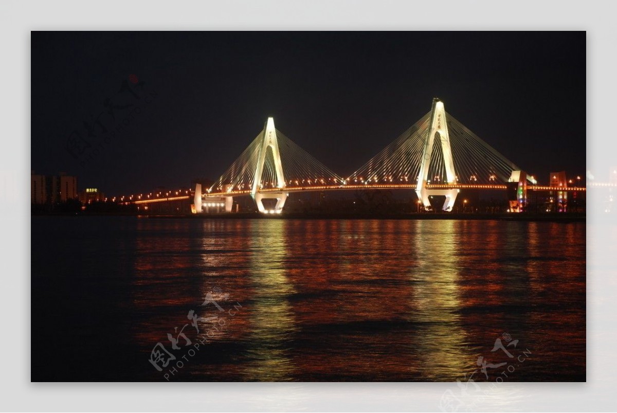 世纪大桥夜景图片