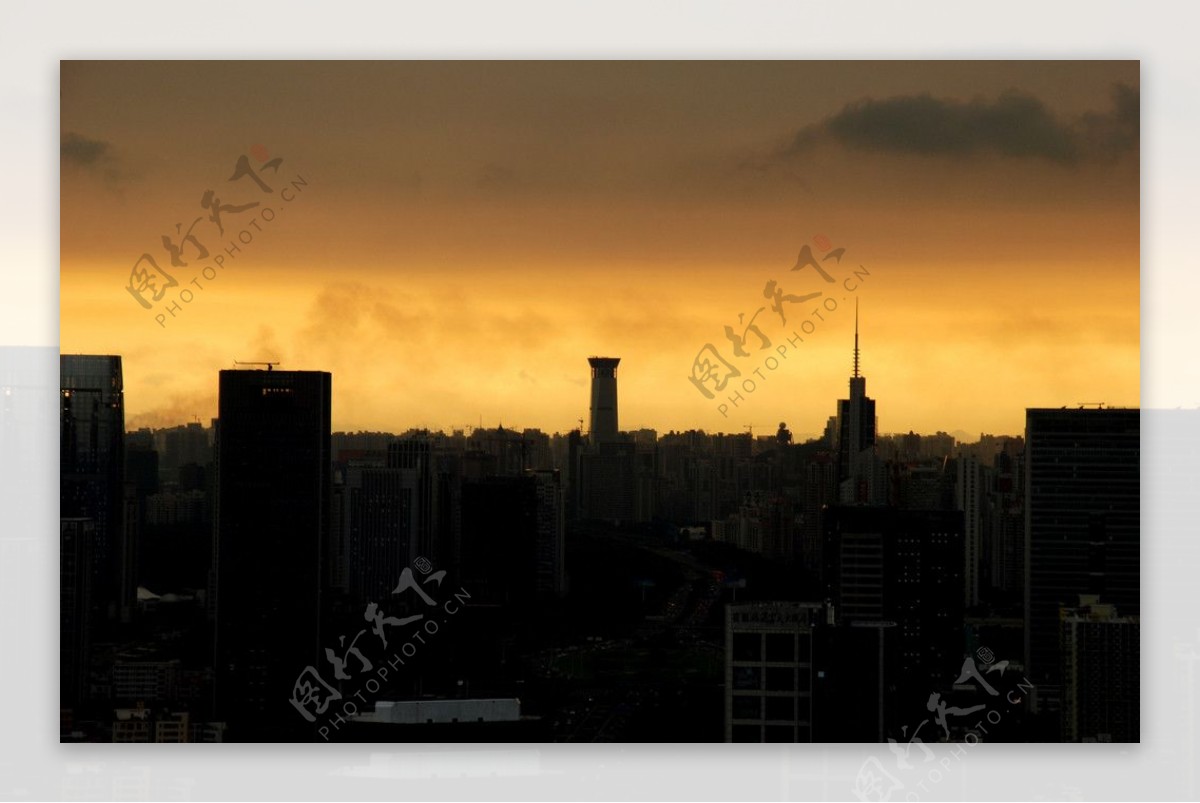 深圳傍晚街景图片
