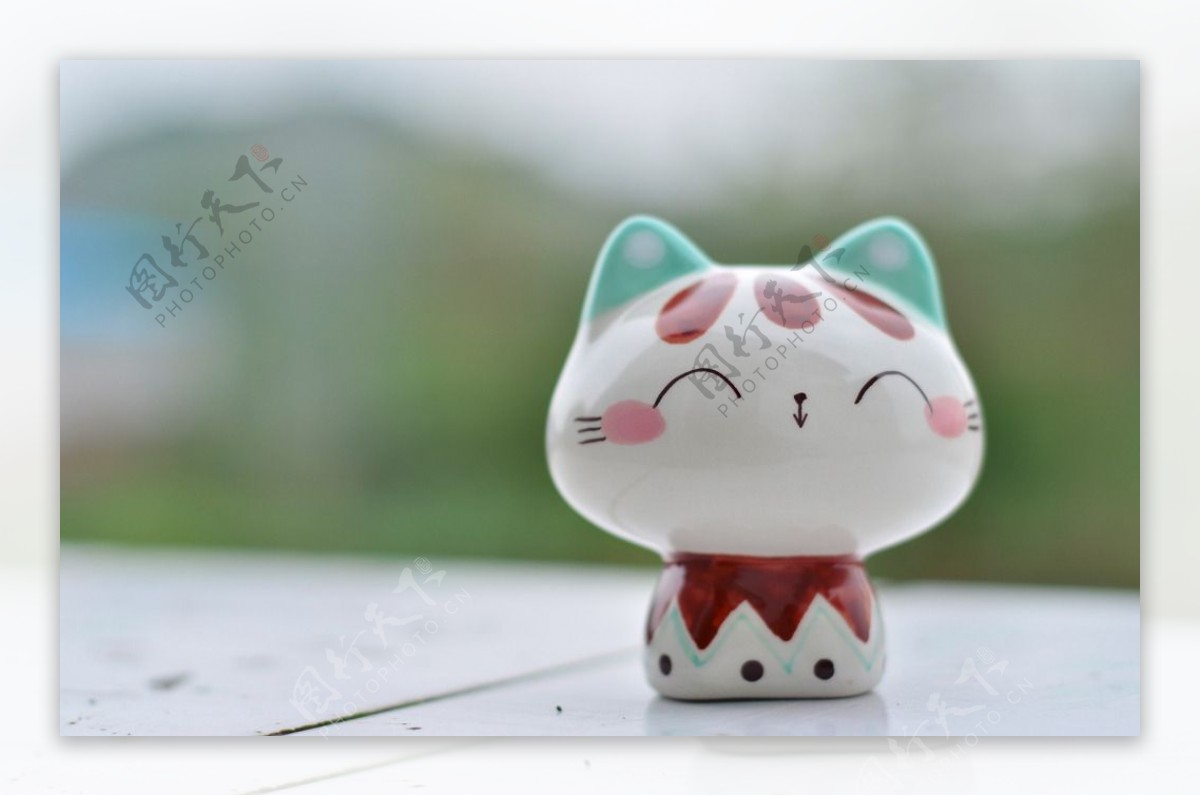 陶瓷猫图片