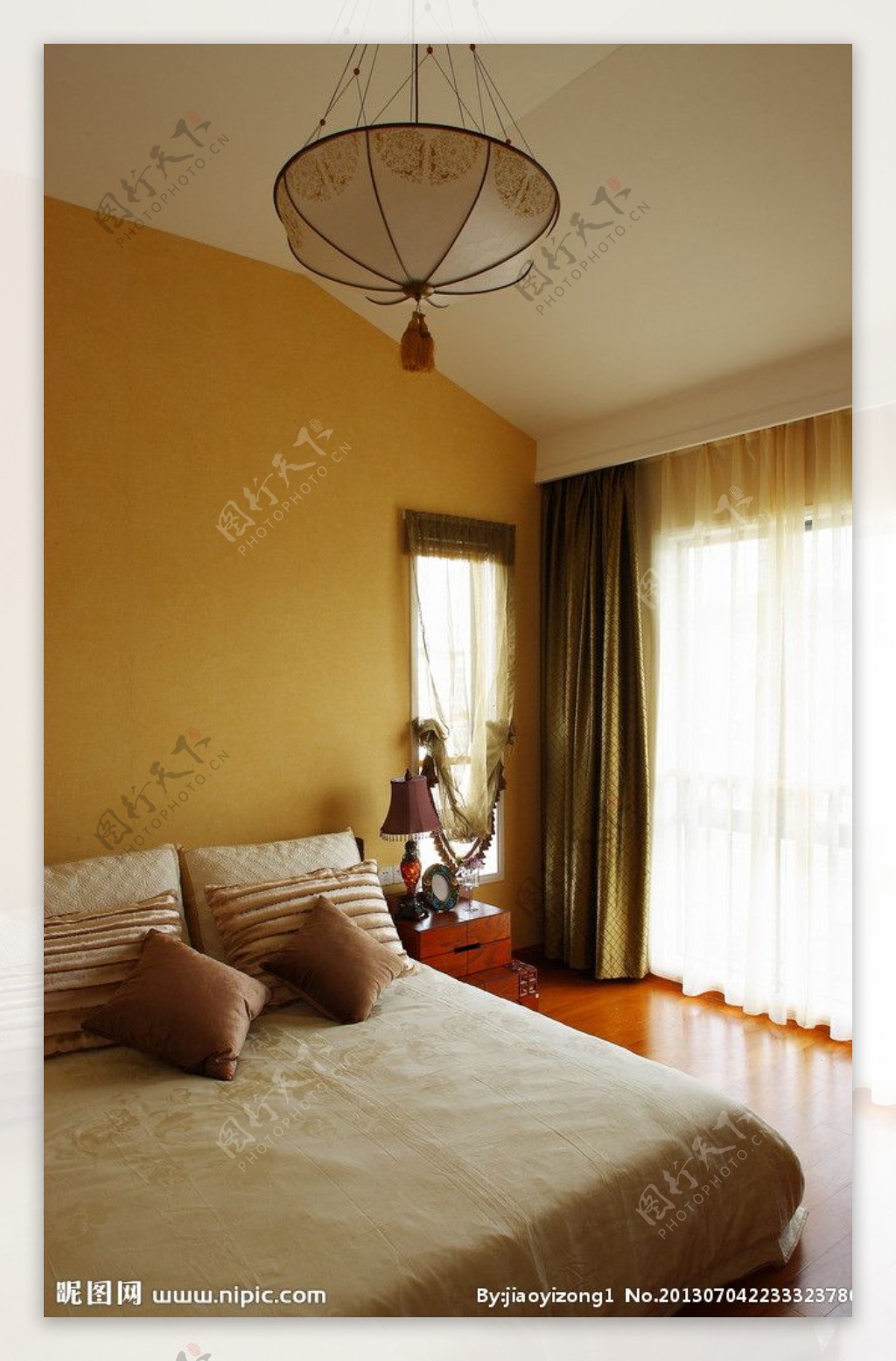 温馨卧室图片素材-编号10930859-图行天下