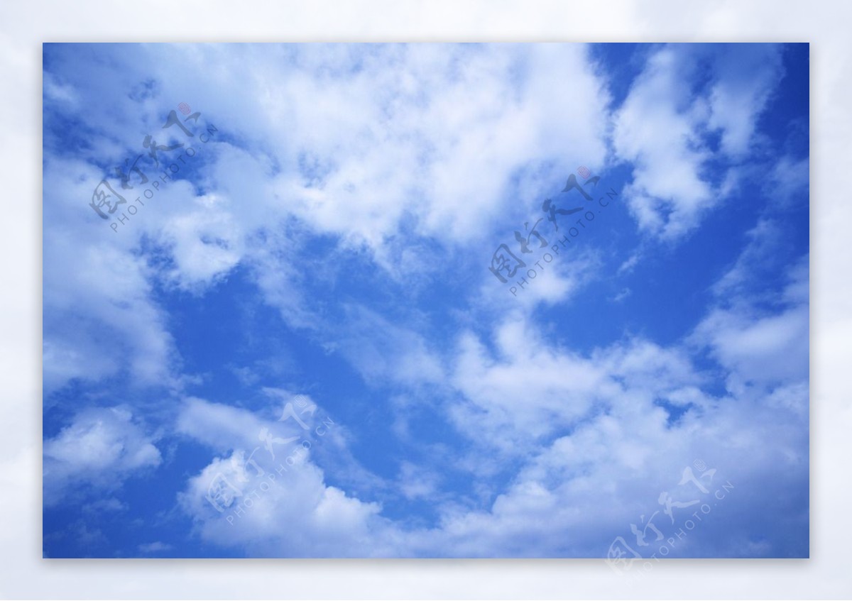 蓝天白云摄影图图片