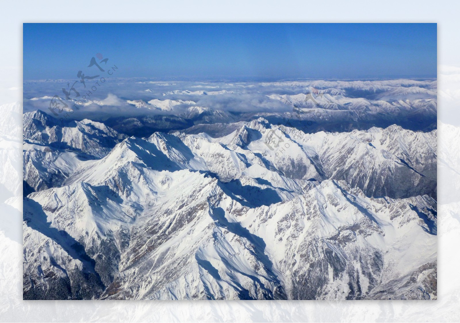 美丽雪山山峰图片