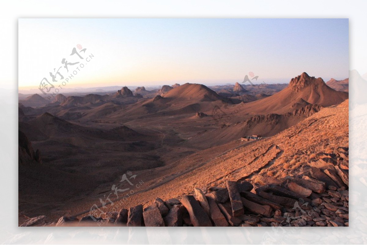 撒哈拉沙漠的晨光图片
