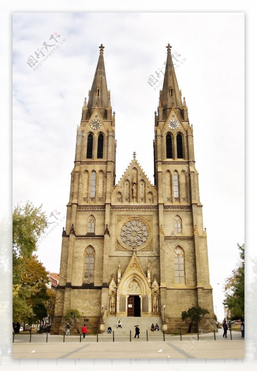 教堂欧式建筑钟楼图片