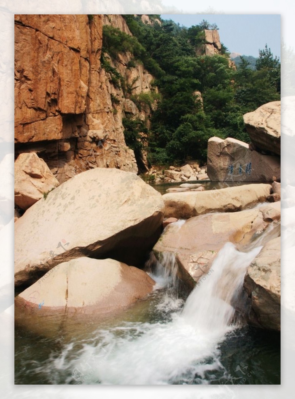 青岛崂山九水风光图片