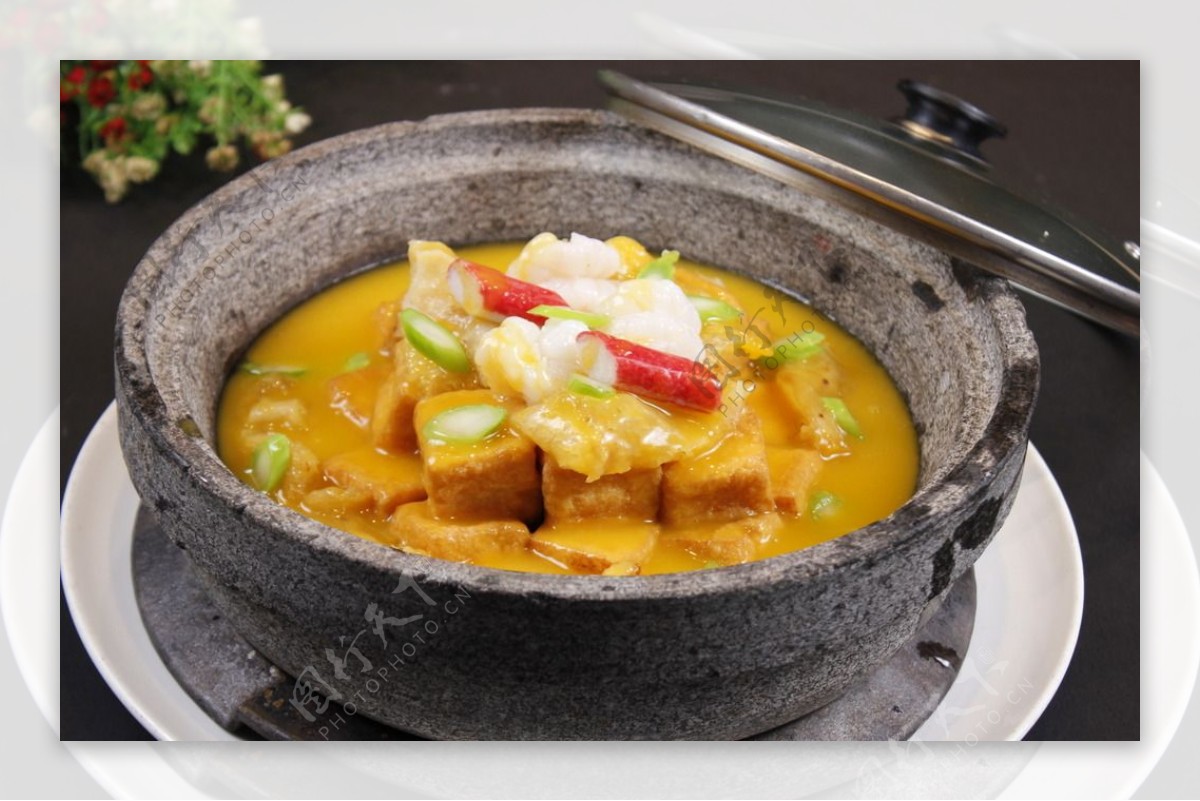 砂锅海鲜豆腐汤图片