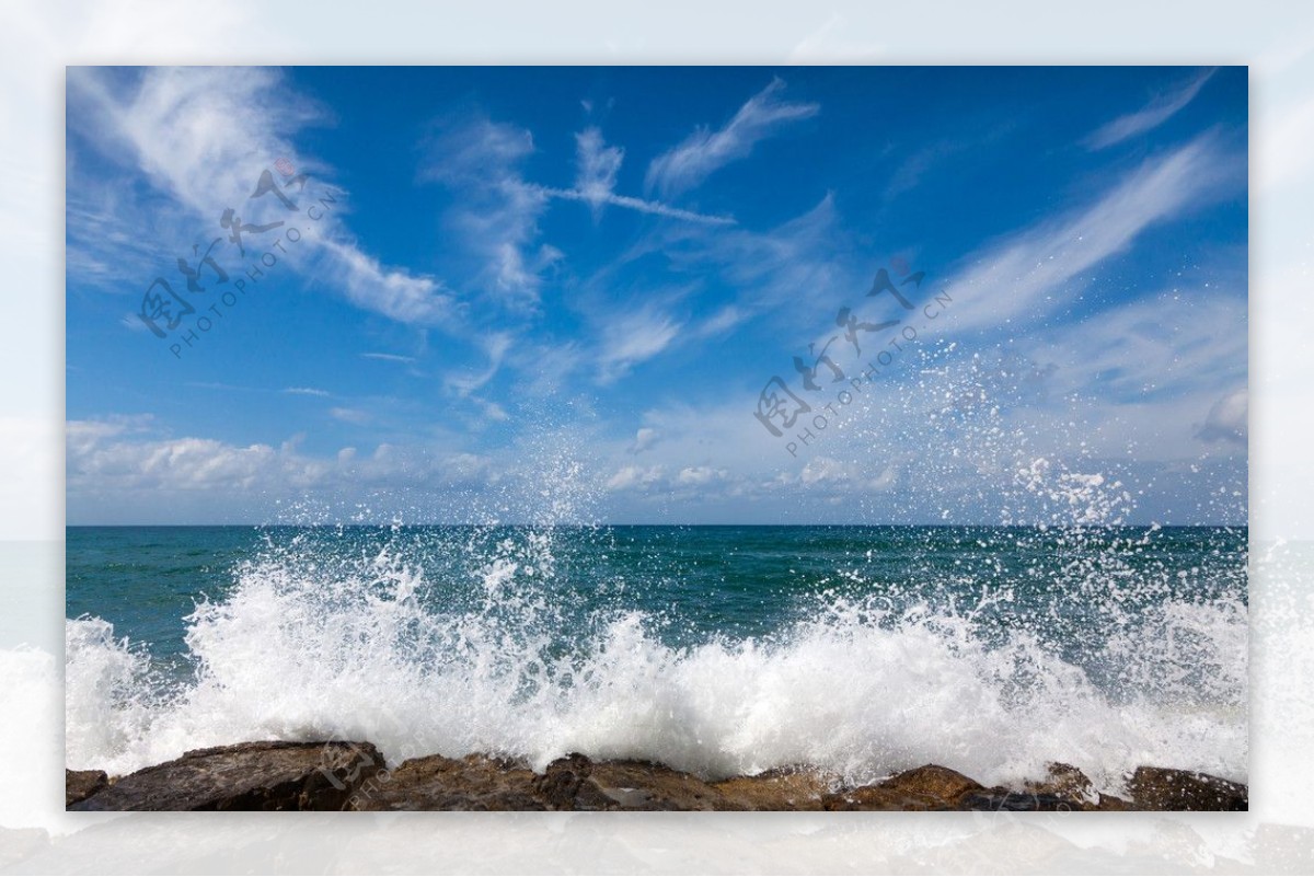 海浪浪花图片