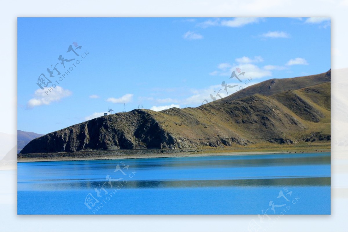 青藏高原羊湖图片
