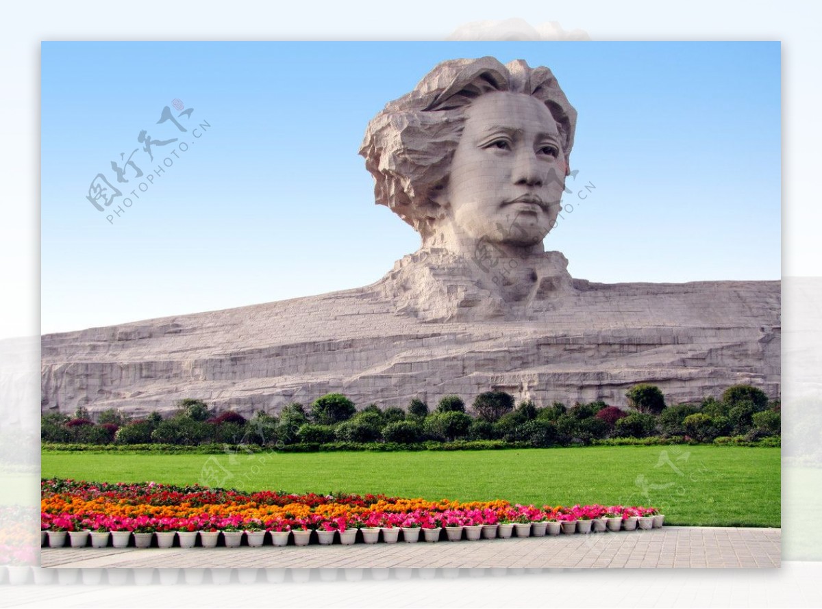 毛泽东雕像图片