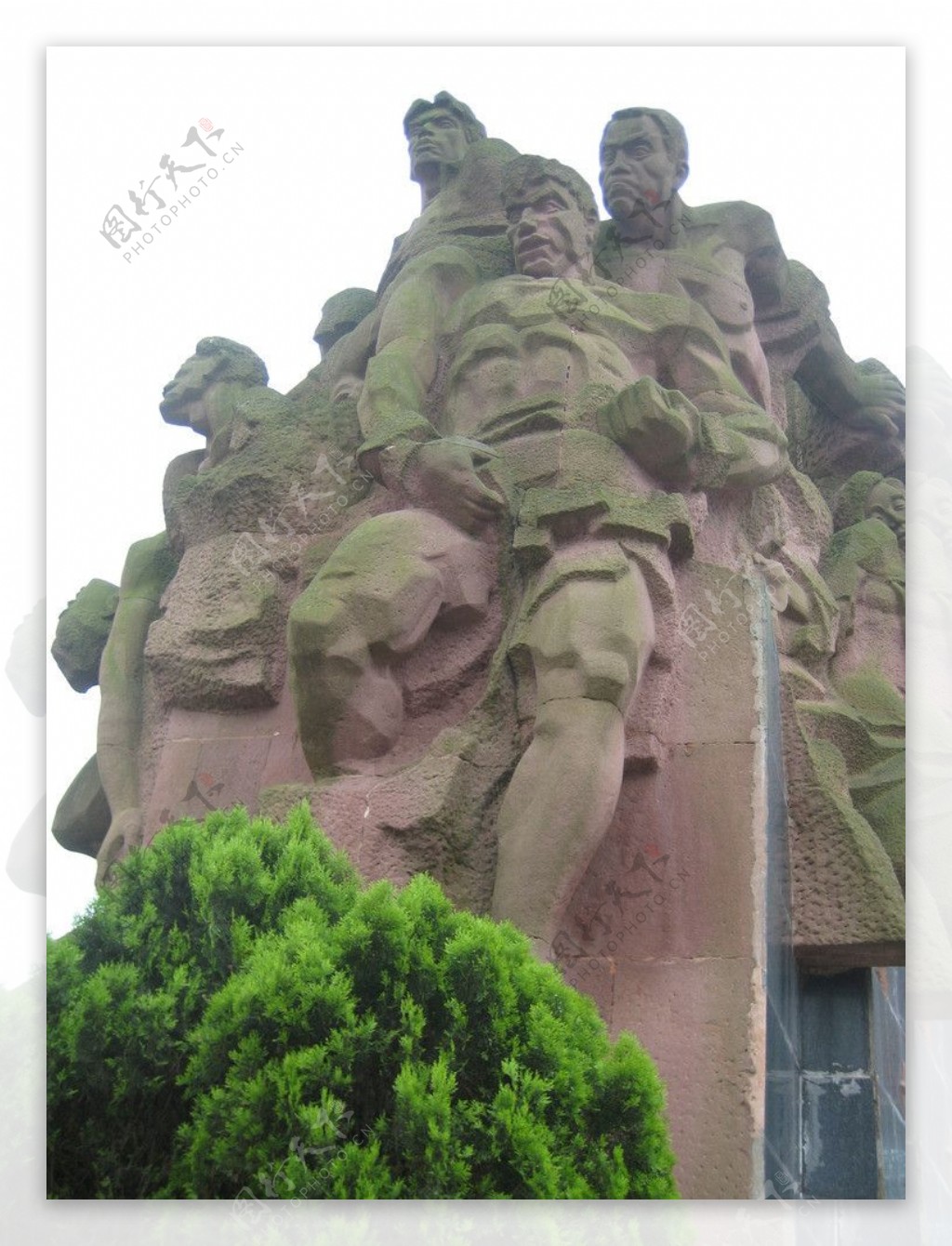 贵州烈士陵园群雕像图片