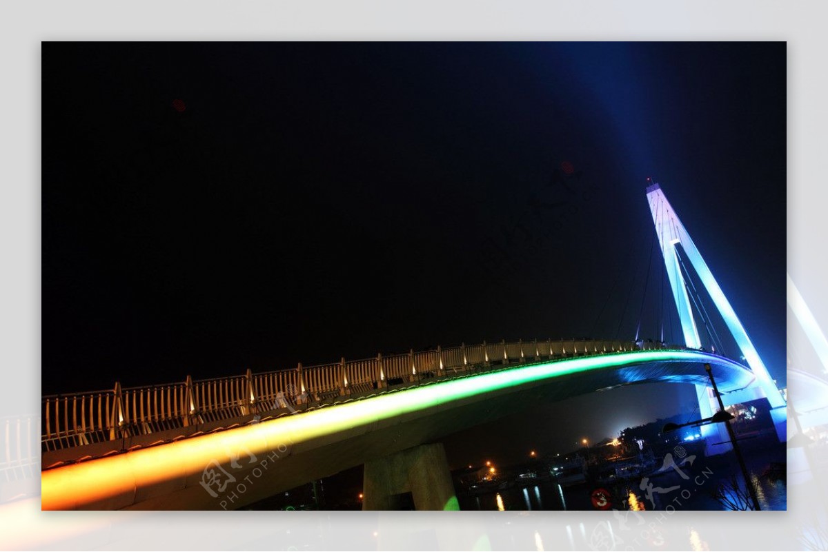 台湾淡水码头情人桥图片