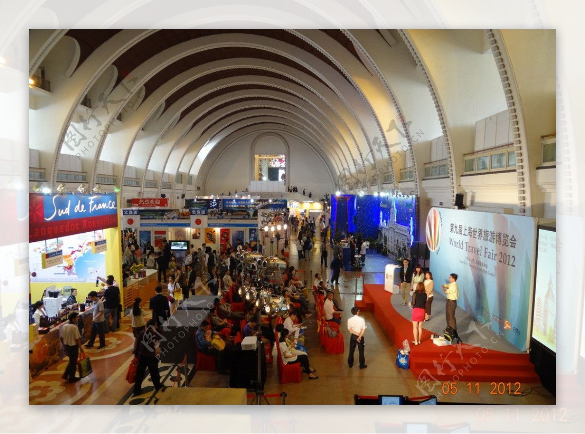 上海展览中心内部拱顶图片