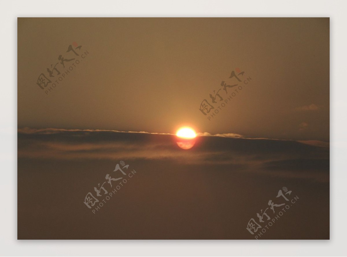 日落云海图片