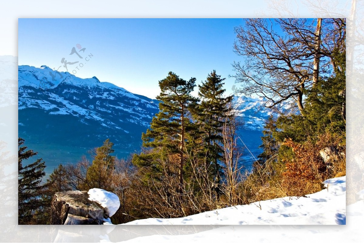 冬季雪山图片