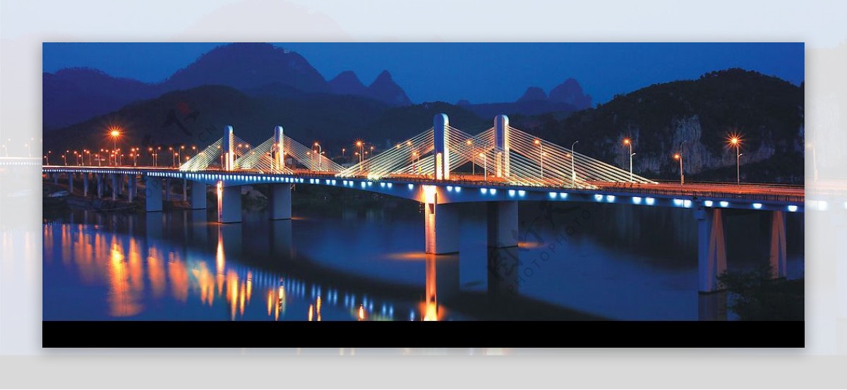 广西柳州市三门江大桥夜景图片