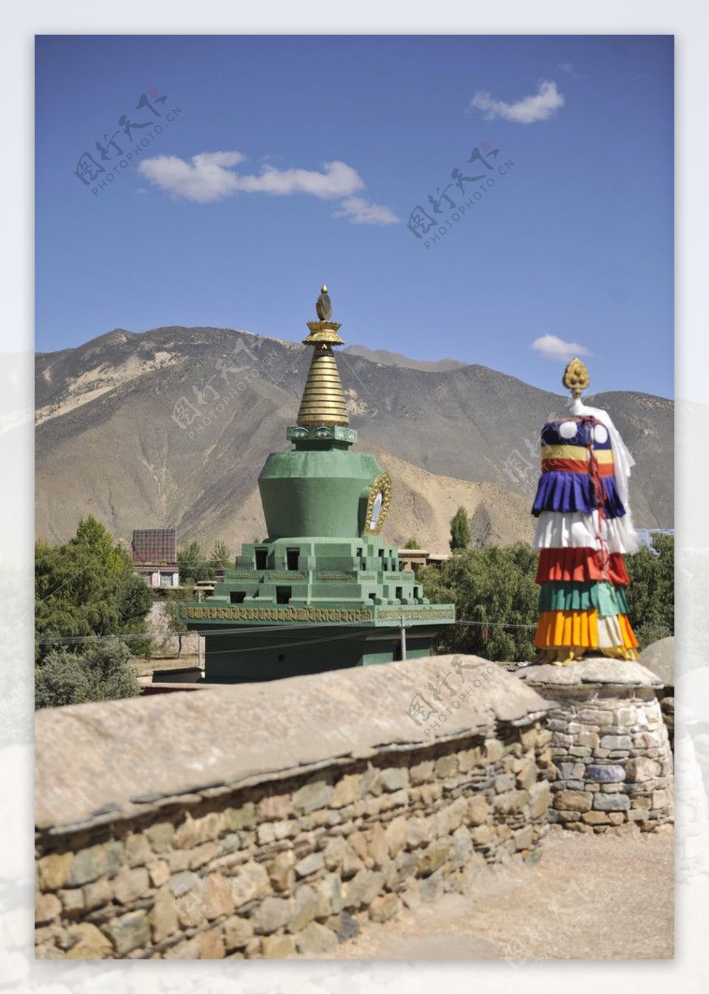 西藏佛塔图片