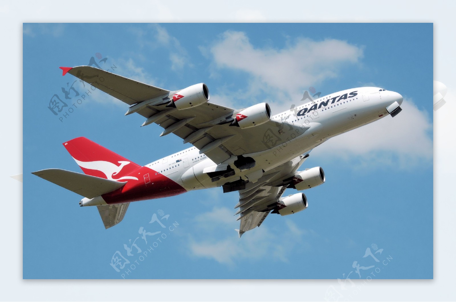 空中巨无霸A380客机图片