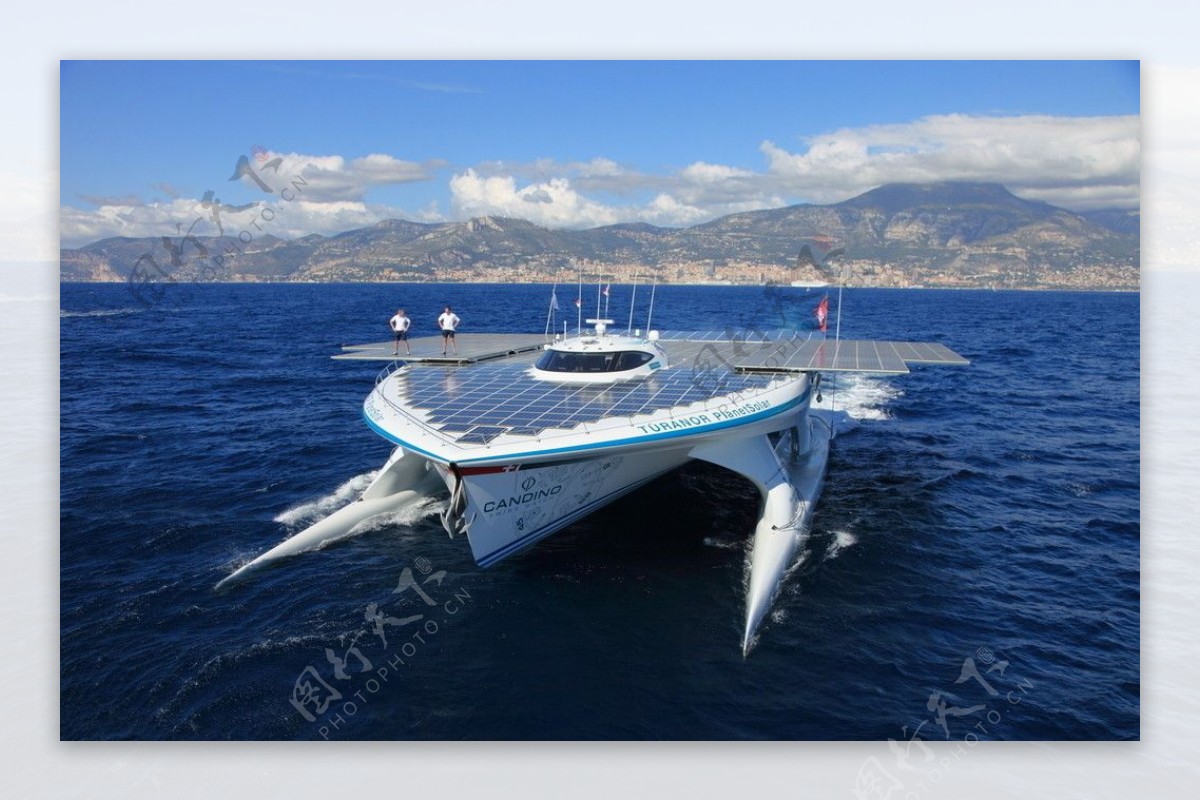 太阳能动力游艇图片