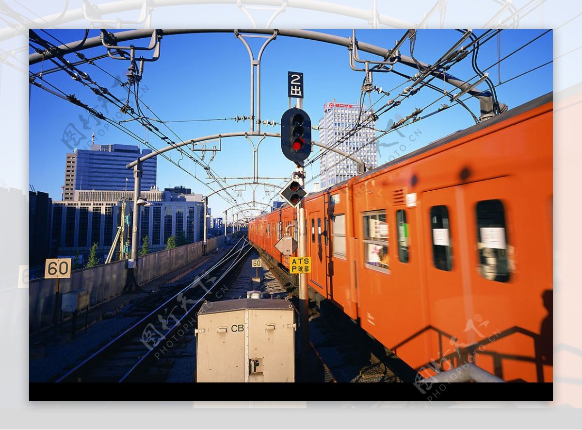 桔红色火车图片