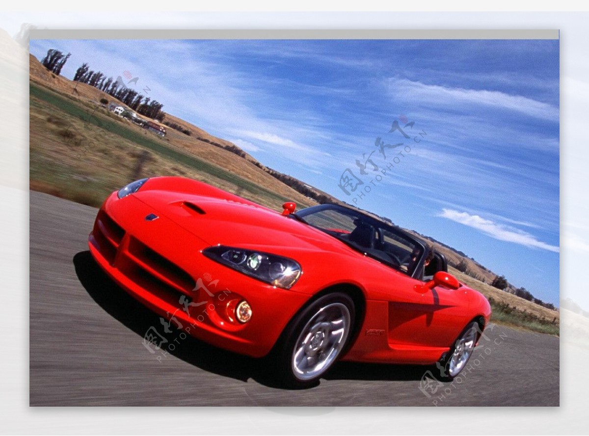 道奇蝰蛇超级跑车红色敞逢跑车图片