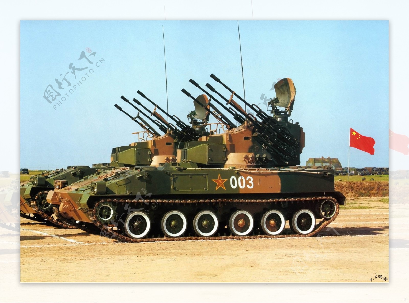 PLA高射炮战车图片