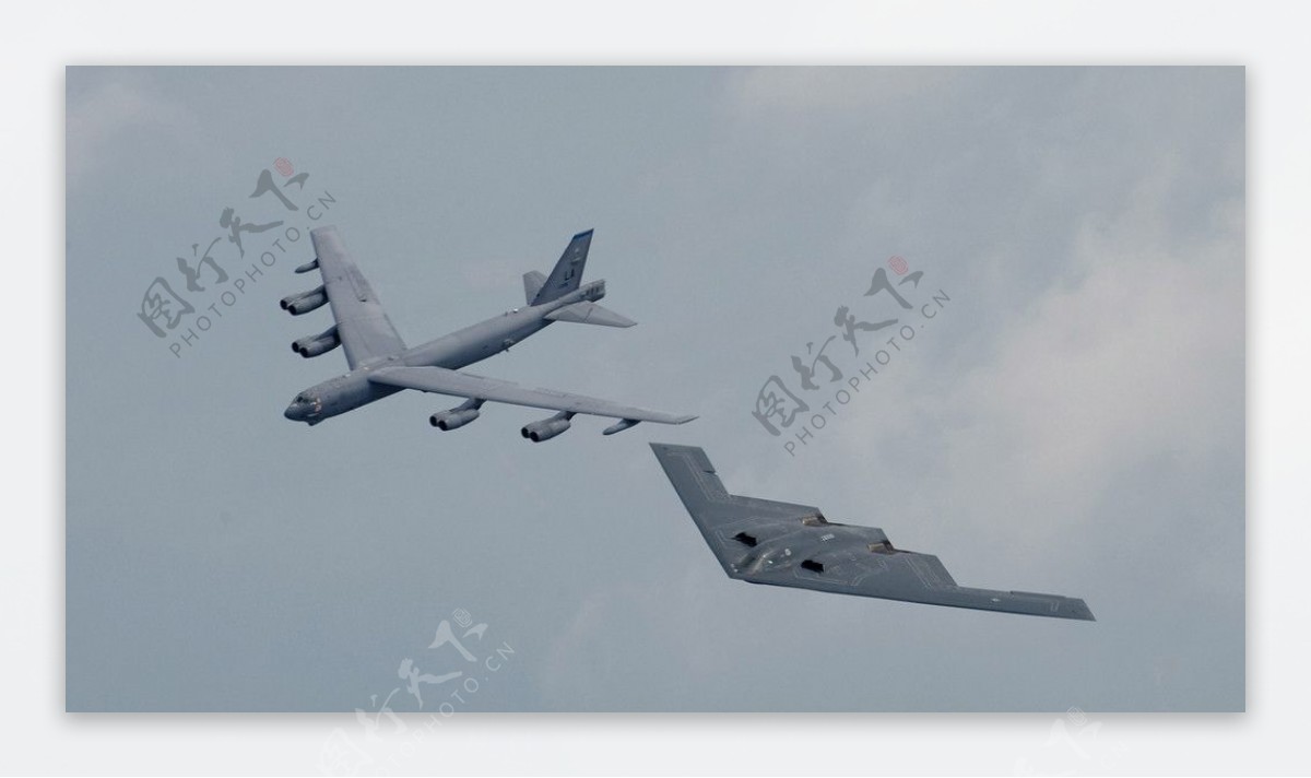 B2与B52轰炸机图片