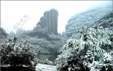 仙境武夷雪景图片